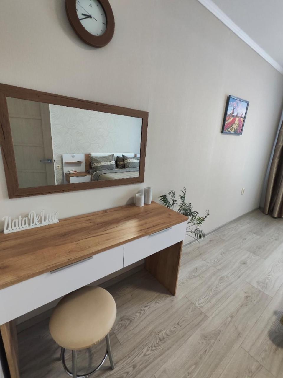 Zlata De Luxe Apartment Ivano-Frankivsk Exterior foto